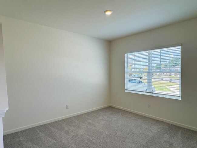Building Photo - 2409 Argento Cir