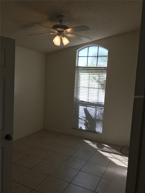 Building Photo - 1800 Shadow Pine Ct