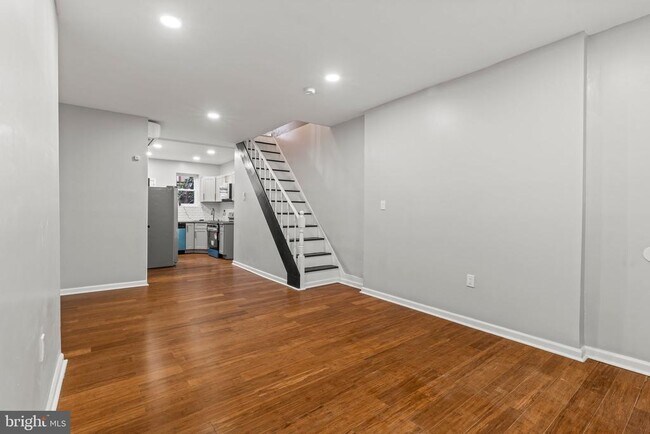 Building Photo - 2539 N Newkirk St