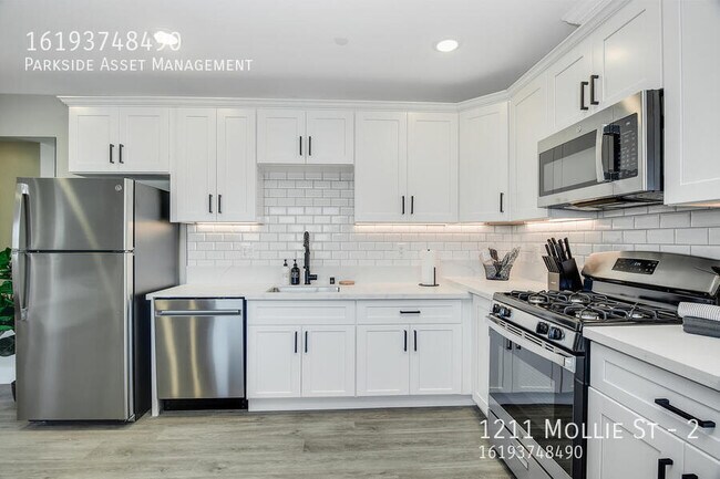 Building Photo - 1211 Mollie St