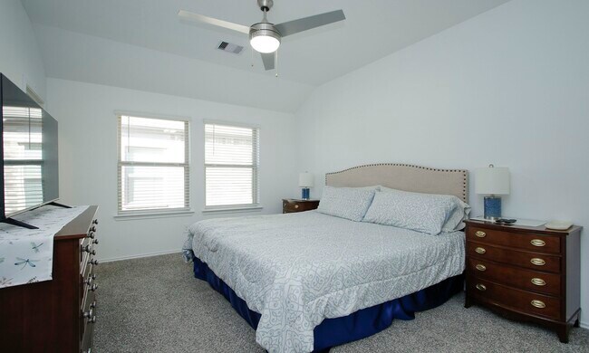 Building Photo - 9905 Gln Brk Ln