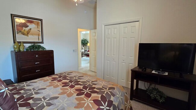 Building Photo - M2290 Nackman (VCSW-15/5)