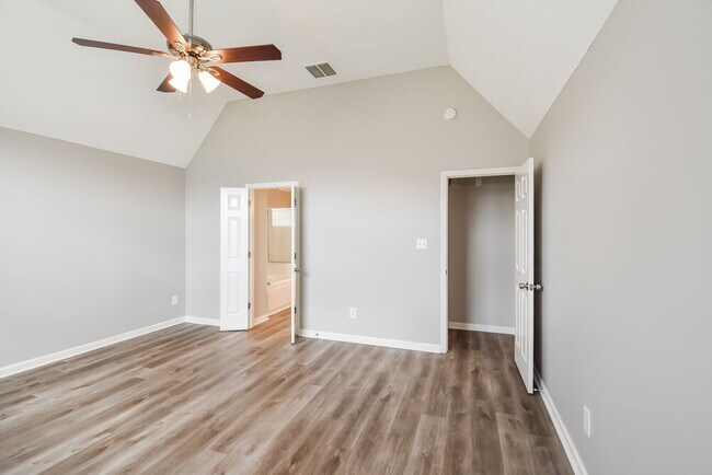 Building Photo - 7776 Gosbrook Ln