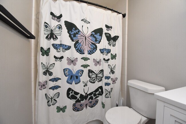 Building Photo - 23122 Beech Canyon Dr