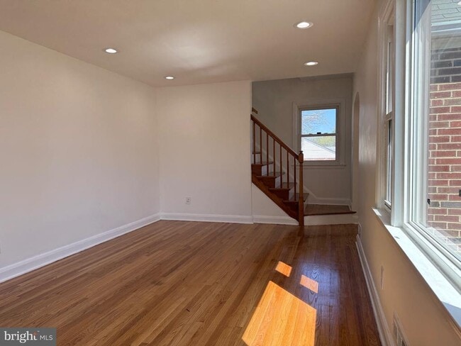 Building Photo - 6134 Marglenn Ave