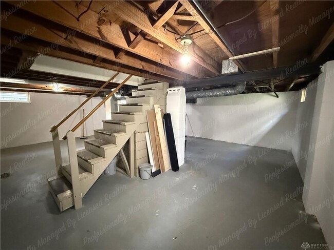 Building Photo - 1261 Malden Ave