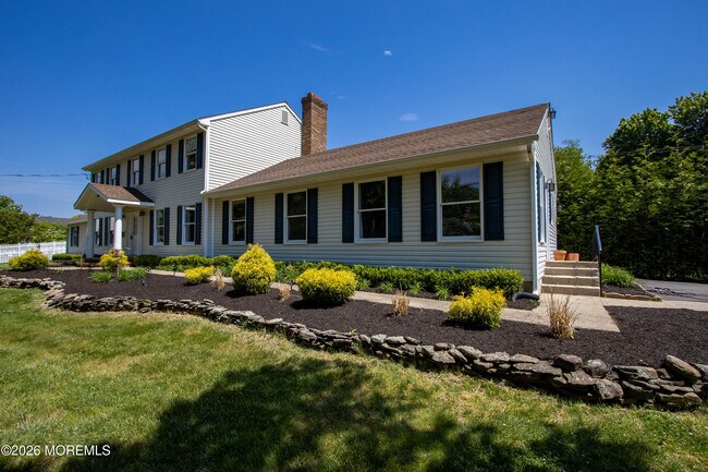 Building Photo - 220 Branch Ave
