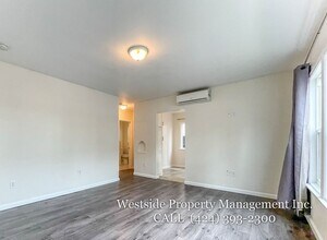 Building Photo - 334 Witmer St