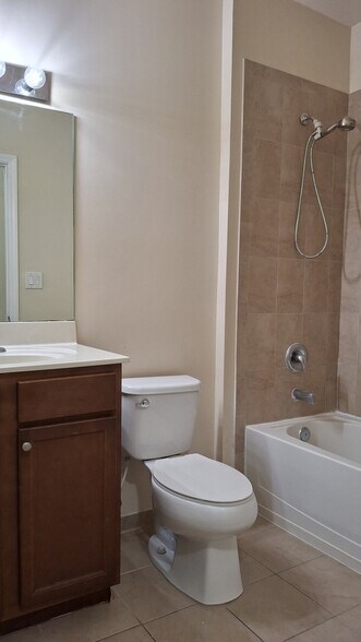 Building Photo - 8760 NW 97th Ave