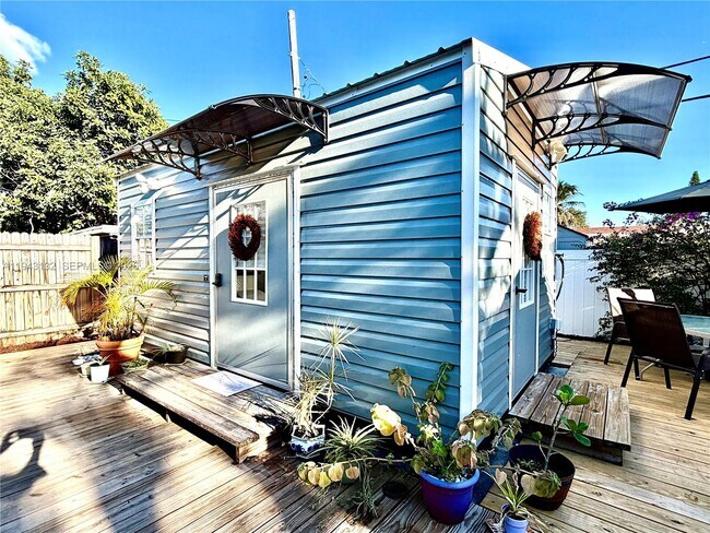 Building Photo - 3601 SW 32nd Blvd