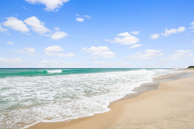 Building Photo - 200 Intracoastal Pl