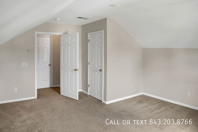 Building Photo - 4015 Broken Arrow Dr
