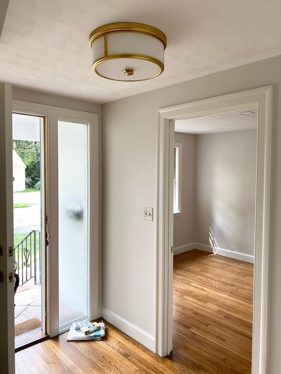 Building Photo - 103 Powers St