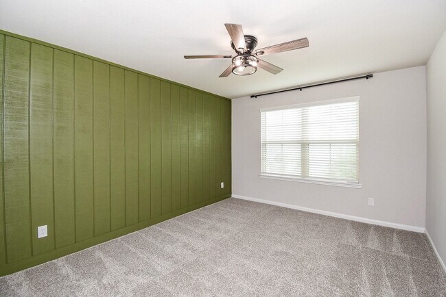 Building Photo - 1334 Bellingham Park Dr