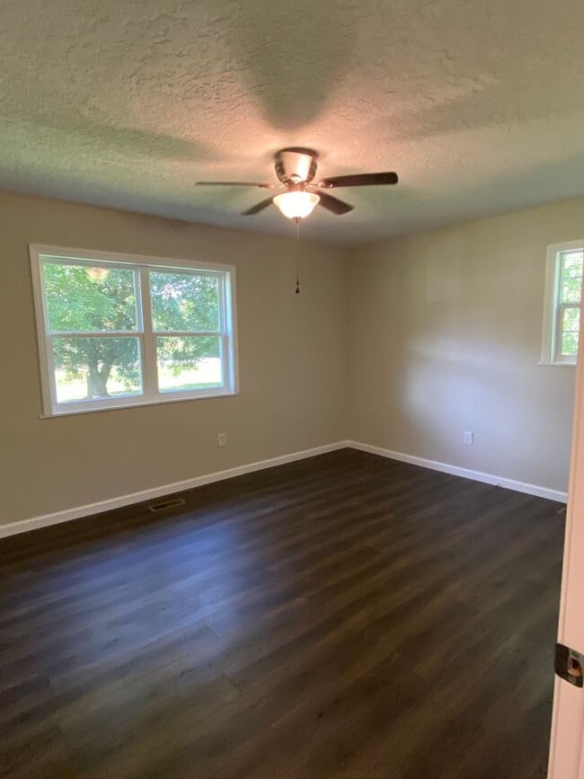 Building Photo - 3508 Choccolocco Rd