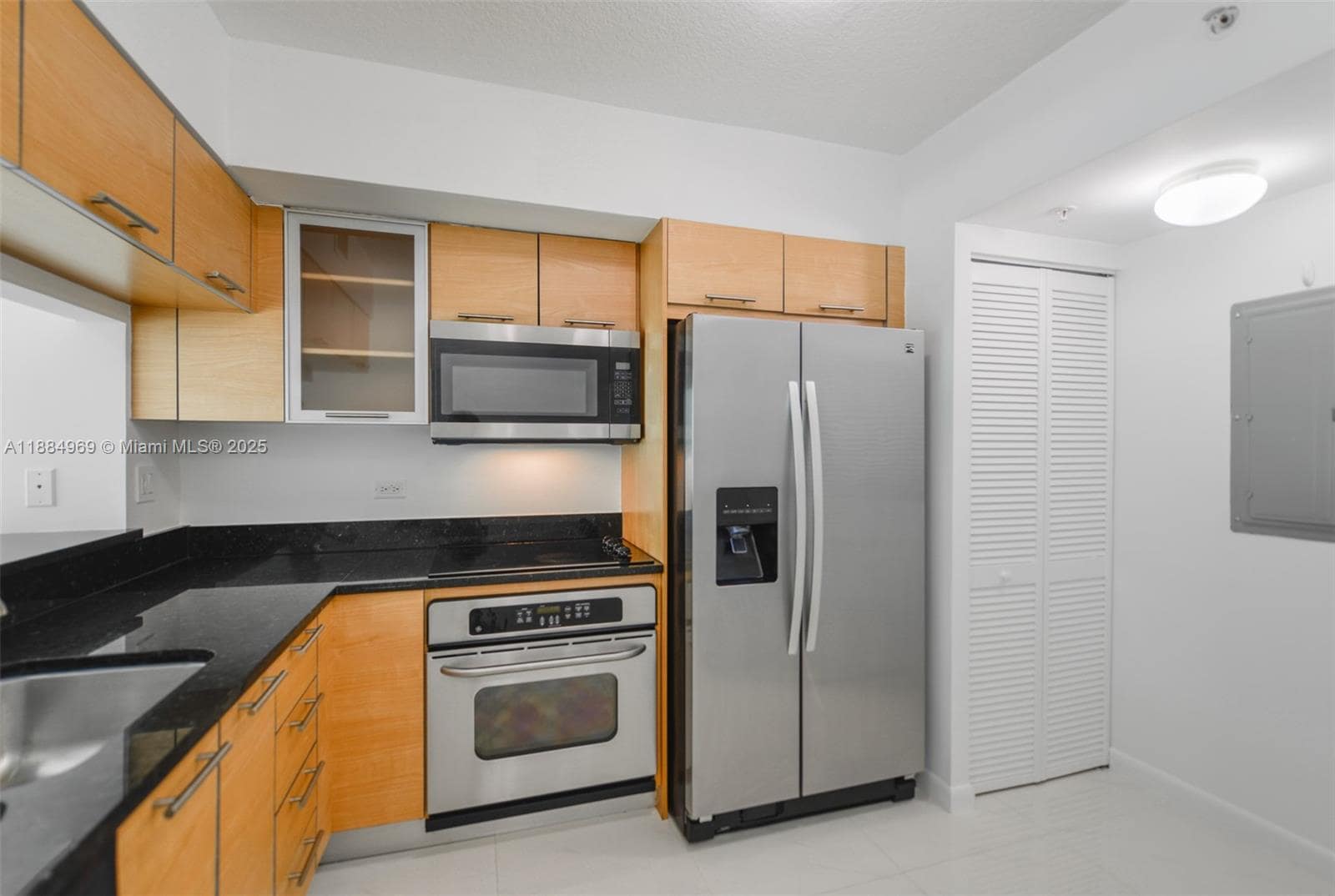 Building Photo - 31 SE 5th St