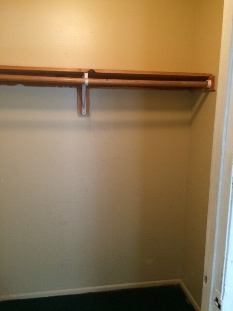 Building Photo - 1104 NW 8th Ave