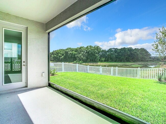 Building Photo - Wesley Chapel, Florida Executive home