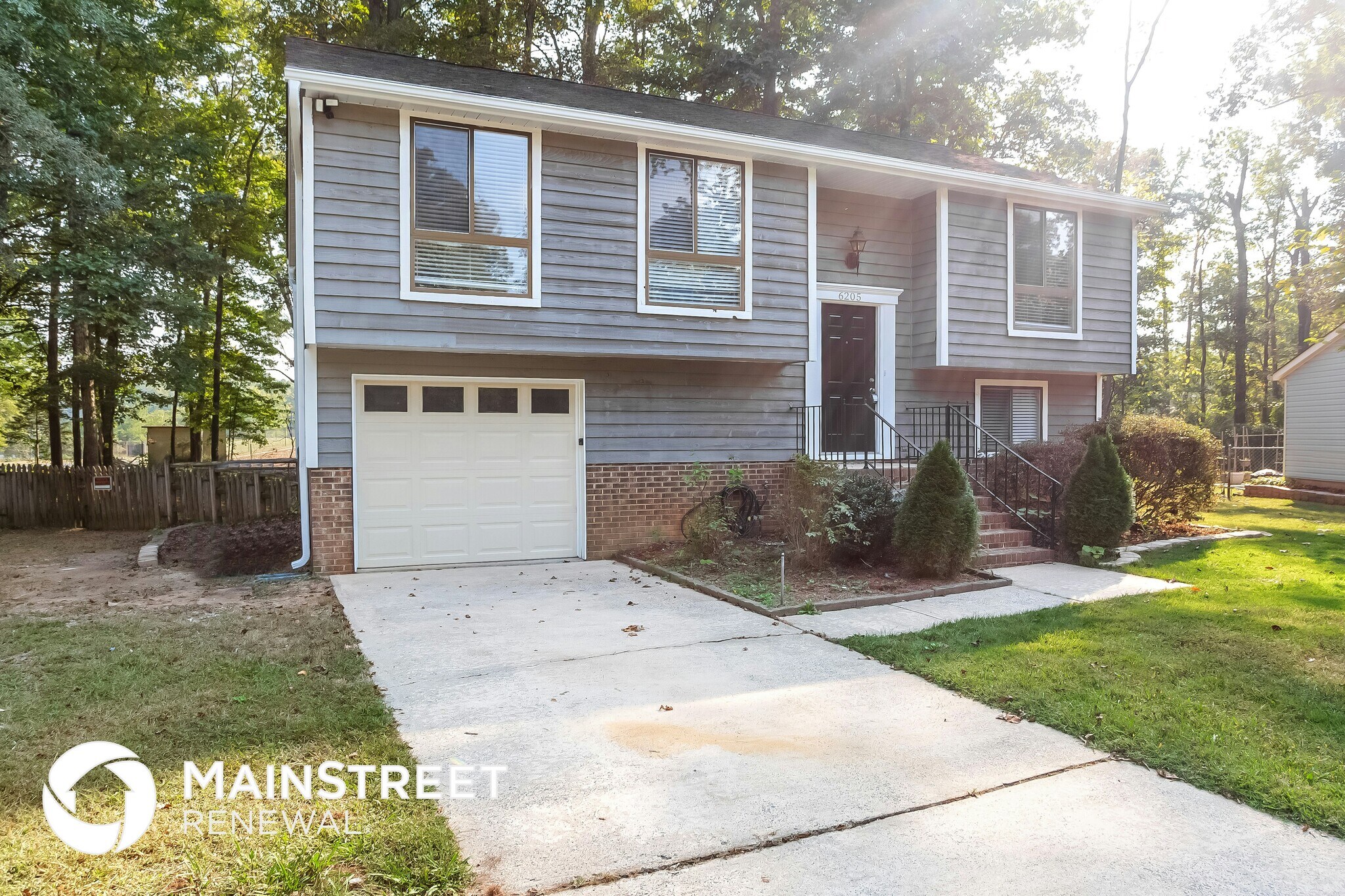 Building Photo - 6205 Judas Tree Ln