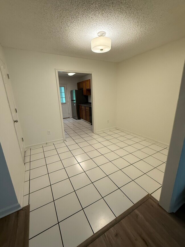 Building Photo - 4067 Coopers Hill Dr SE
