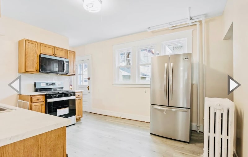 Building Photo - 559 Myrtle Ave