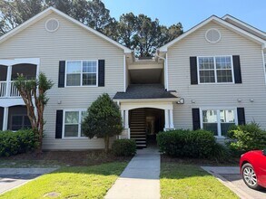 Building Photo - Spacious 2B/2B Renovated Condo - The Reserve in Bluffton - No July Rent!!