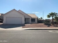 Building Photo - 381 E Bart Dr