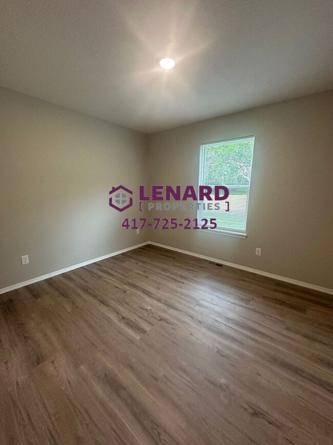 Building Photo - Brand New 3 Bedroom Home!