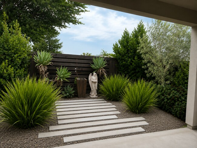 Building Photo - 608 Somerset Way