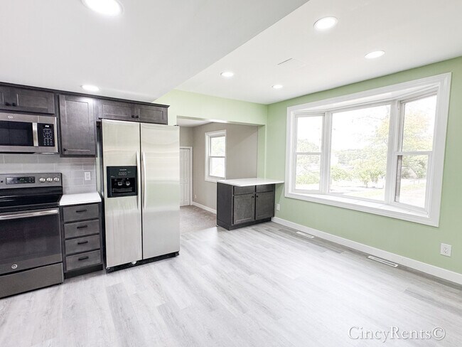 Building Photo - 416 High St