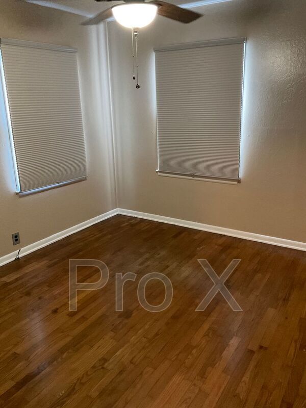 Building Photo - 3021 S Wall Ave