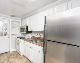 Building Photo - Desirable Dundalk Maryland 3 bedroom3 Full...