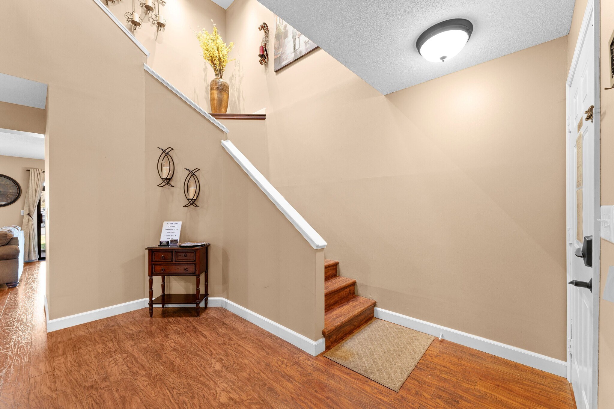 Building Photo - 160 Mulligan Dr
