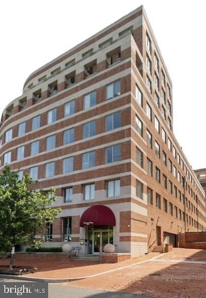 Building Photo - 1275 25th St NW
