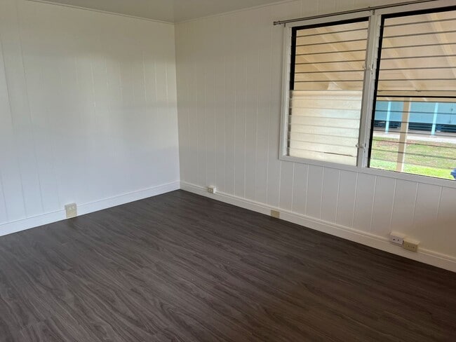Building Photo - Totally Upgraded 2 bedroom 1 bath with Den/Storage Single Family Home in Wahiawa