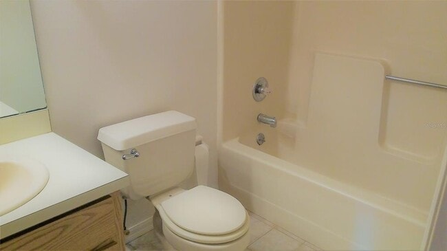 Building Photo - 222 Clara Vista St