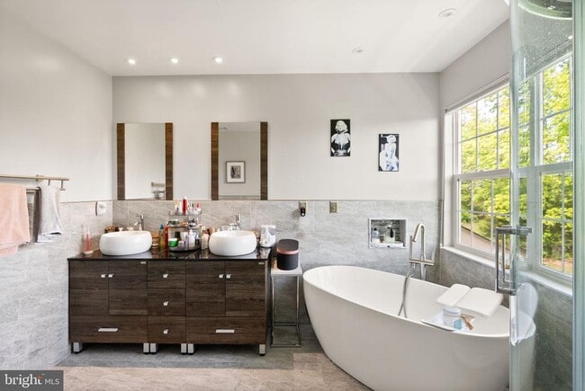 Building Photo - 43272 Baltusrol Terrace