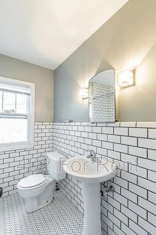Building Photo - 2511 N 52nd St