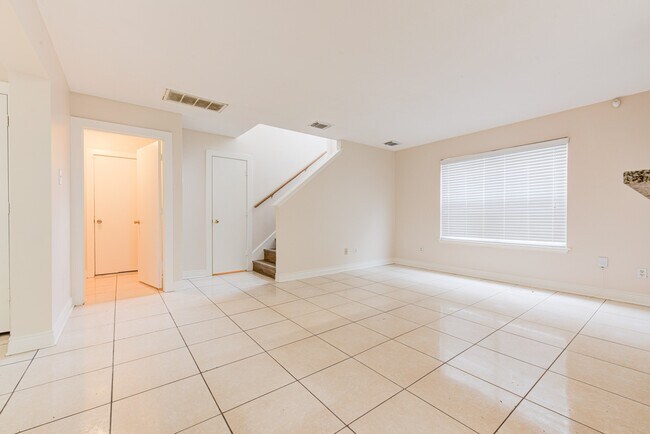Building Photo - 7322 Parkland Manor Dr