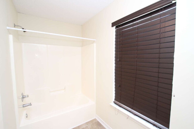 Building Photo - Pet Friendly 4BR Near NAS, Beaches & More!...