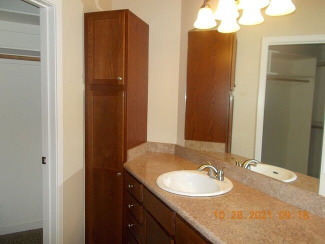 Building Photo - 287 Mercado St