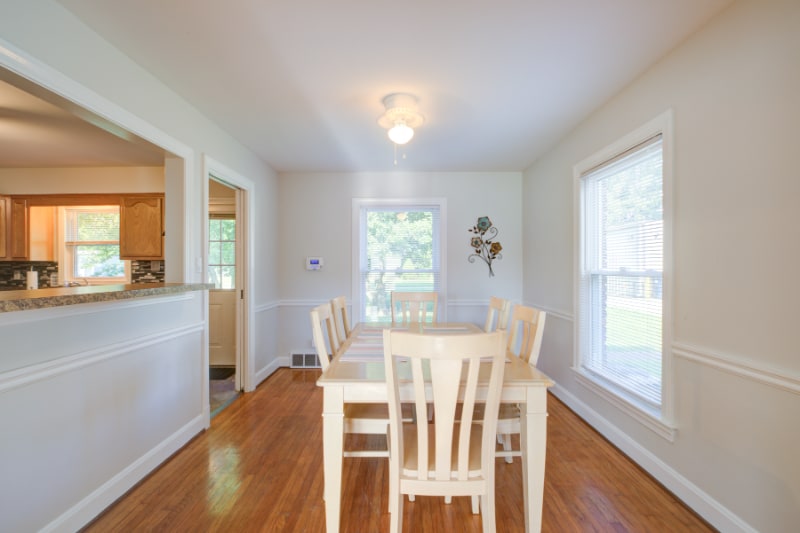 Building Photo - 8006 Watterson Trail