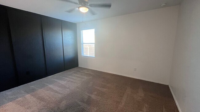 Building Photo - Move in Ready - Pet Friendly with pet door...