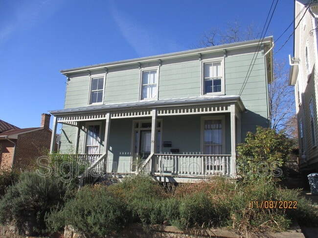 Building Photo - 10 N Jefferson St