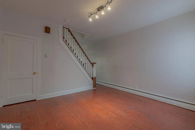 Primary Photo - 6748 Marsden St