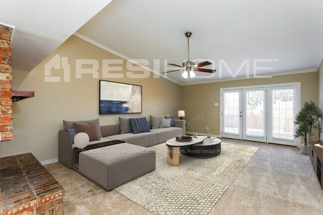 Building Photo - 2917 Rolling Hills Dr