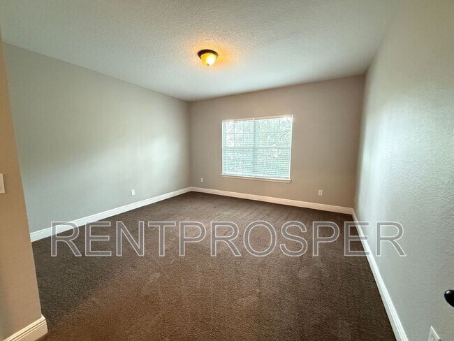 Building Photo - 3717 S Lake Orlando Pkwy