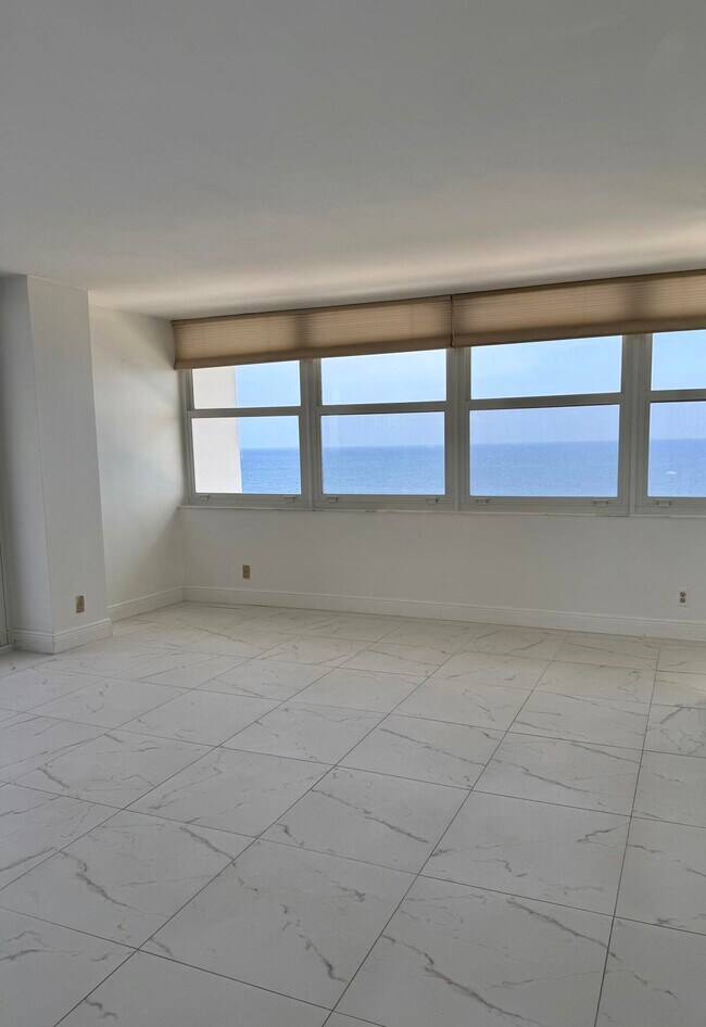 Building Photo - 111 Briny Ave