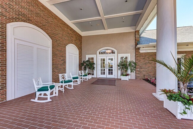 Building Photo - 6330 Green Oaks Cir