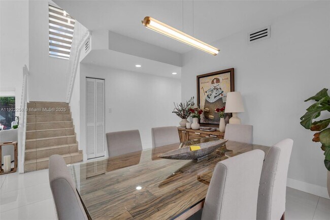 Building Photo - 15452 SW 50th Terrace